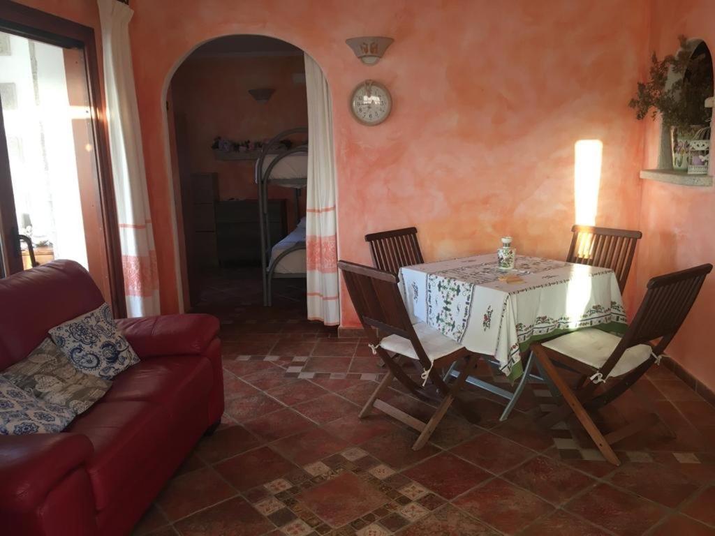 I Mari Di Gallura Suites And Rooms San Teodoro  Extérieur photo