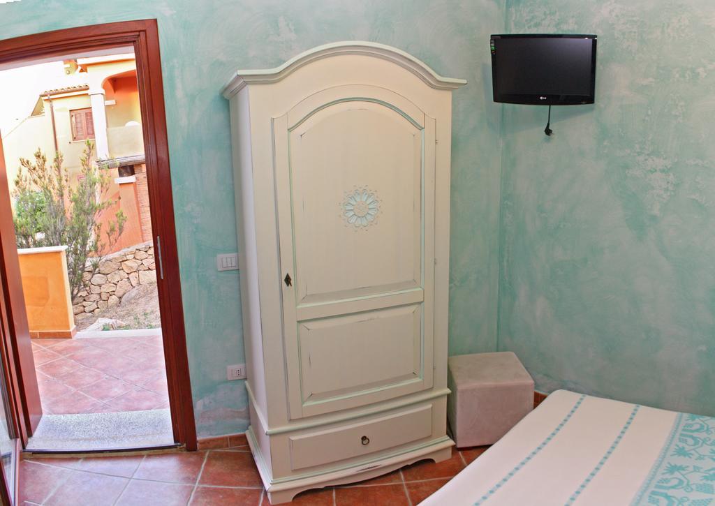 I Mari Di Gallura Suites And Rooms San Teodoro  Chambre photo
